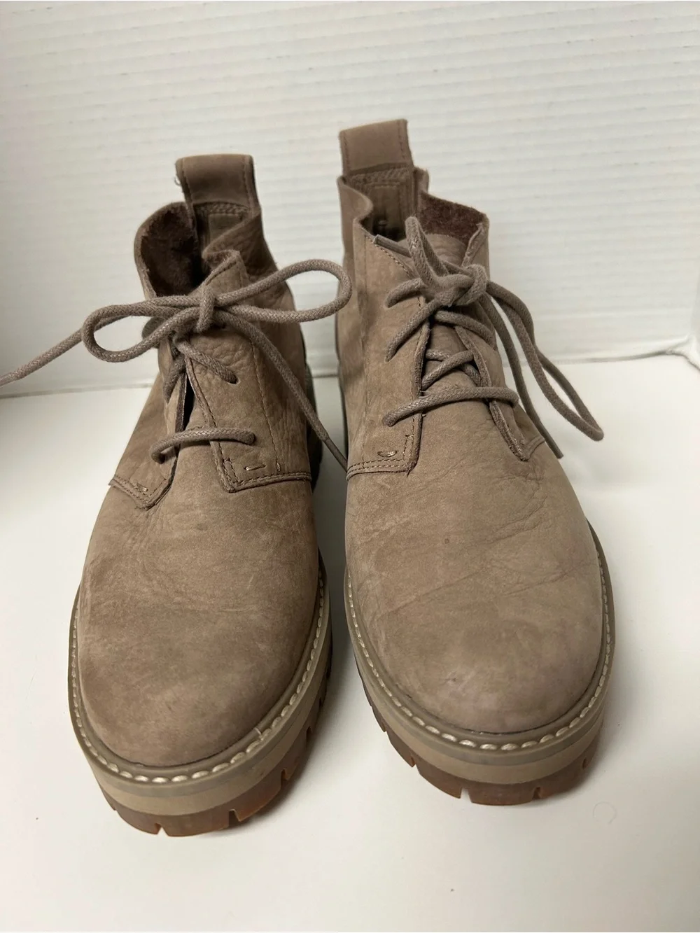 Timberland Rowan Way Taupe Nubuck Leather Chukka Lace Up Boots Size 6